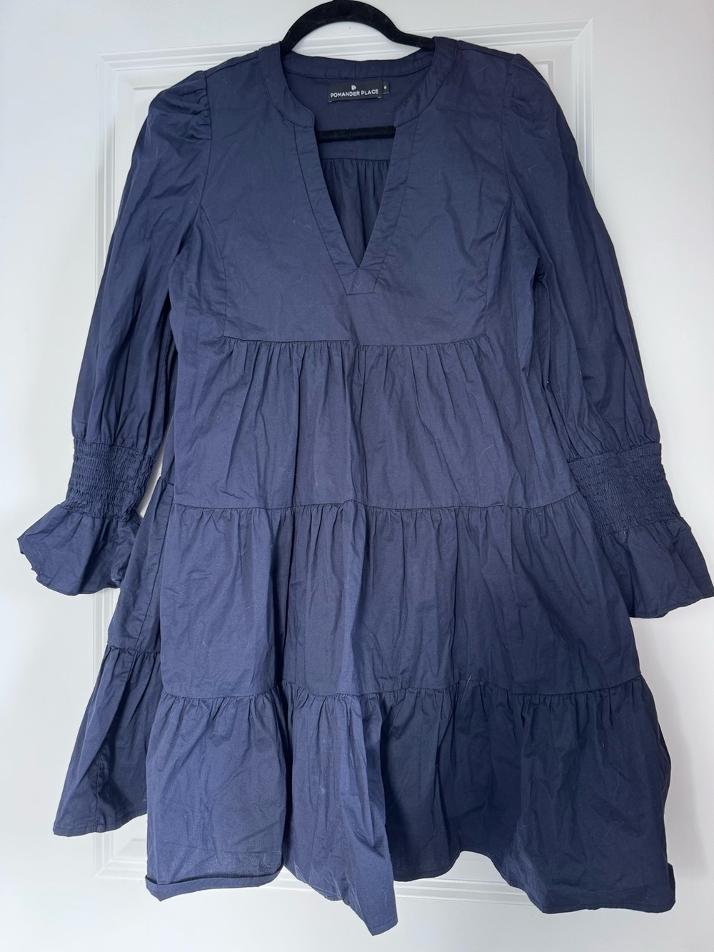 Adorable Tuckernuck navy dress